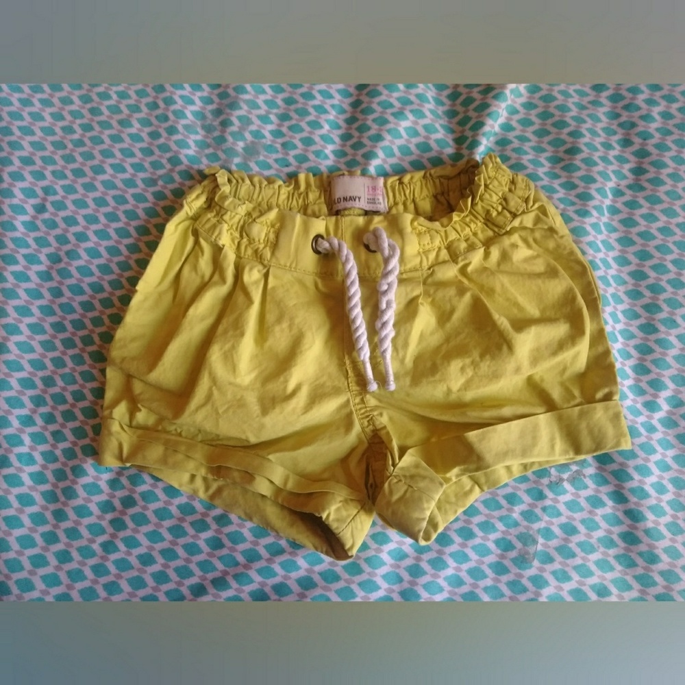 Girls 18-24 Months Old Navy Shorts